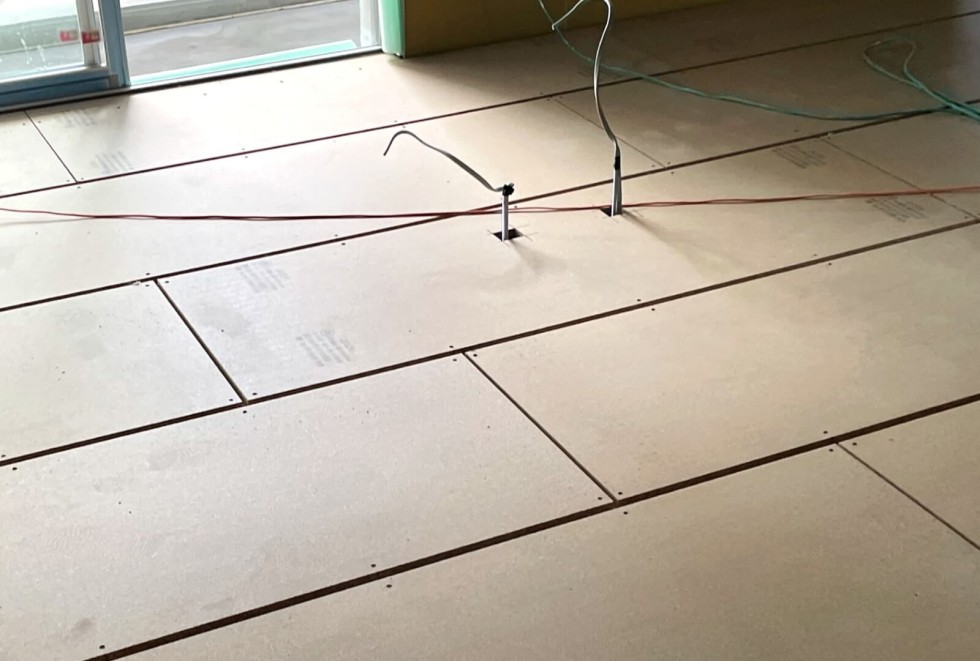 乾式遮音<br />
二重床工事